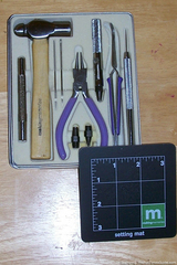 eyelet-tool-kit-for-craft-projects.jpg